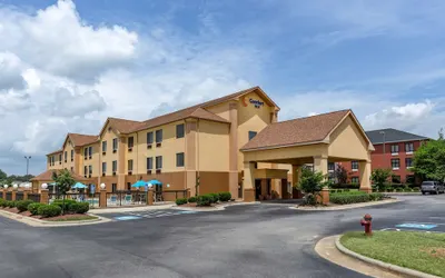 Comfort Inn Garner Clayton I-40