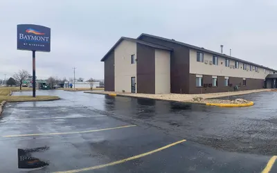 Baymont by Wyndham Oshkosh Airport
