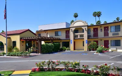Lamplighter Inn & Suites at SDSU