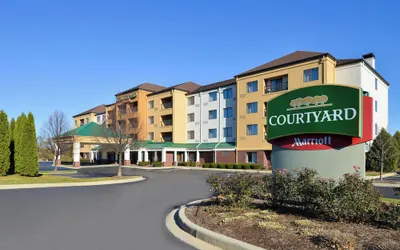 Courtyard by Marriott Milwaukee Brown Deer