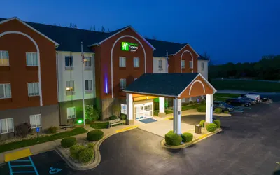 Holiday Inn Express Hotel & Suites Bedford, an IHG Hotel