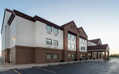 Red Roof Inn St Louis - Troy, IL