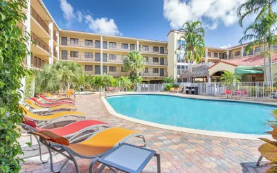 Holiday Inn & Suites Boca Raton - North, an IHG Hotel