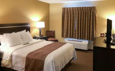 Quality Inn & Suites Sun Prairie Madison East