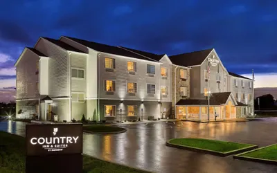 Country Inn & Suites by Radisson, Marion, OH