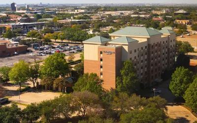 Courtyard by Marriott Dallas Addison/Quorum Drive