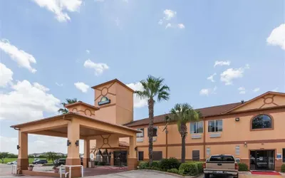 Studio 6 Suites – Pasadena, TX