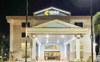 Comfort Inn & Suites Sarasota I75