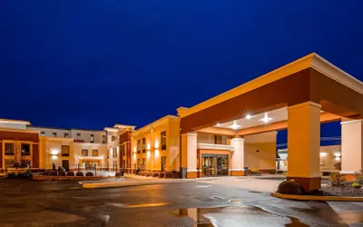 Best Western Plus Parkway Hotel