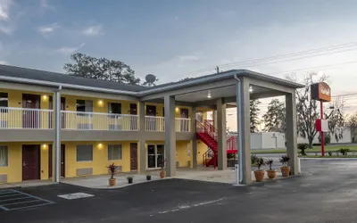 Red Roof Inn Valdosta - University