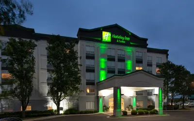 Holiday Inn Hotel & Suites Overland Park - Convention Center, an IHG Hotel