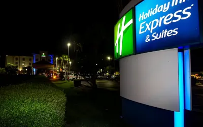 Holiday Inn Express Hotels & Suites Cocoa Beach by IHG