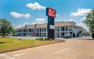 Econolodge Tupelo