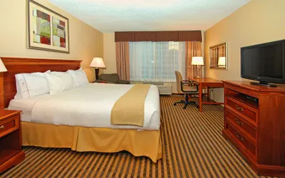 Holiday Inn Express Hotel & Suites Kalamazoo by IHG