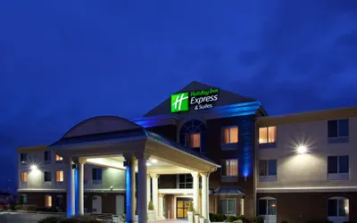 Holiday Inn Express Hotel & Suites Cincinnati-Blue Ash by IHG