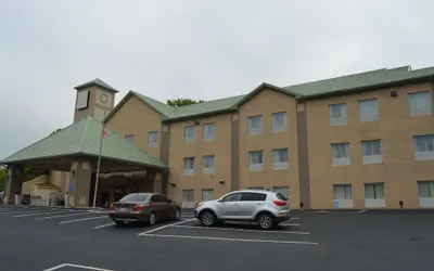 Comfort Inn & Suites