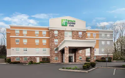 Holiday Inn Express & Suites - North Carmel / Westfield, an IHG Hotel