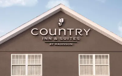 Country Inn & Suites by Radisson, Dubuque, IA