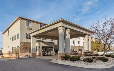 Comfort Suites Auburn Hills-Detroit