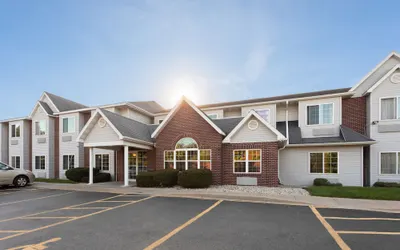 Americas Best Value Inn & Suites Racine