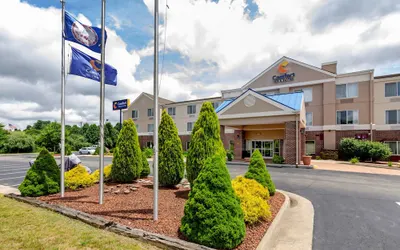 Comfort Inn & Suites Hillsville I-77