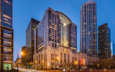 Embassy Suites by Hilton Chicago Downtown Magnificent Mile