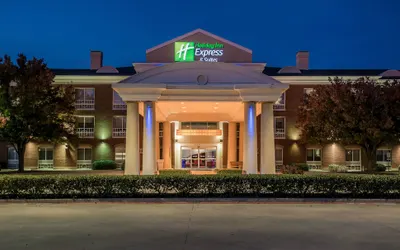 Holiday Inn Express & Suites Plano West - Frisco