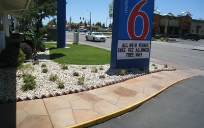 Motel 6 Willows, CA