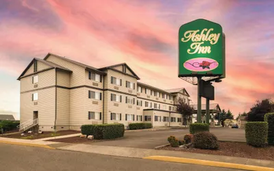 Ashley Inn of Tillamook