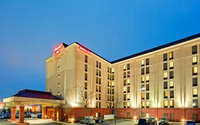 Hampton Inn Boston - Logan Airport