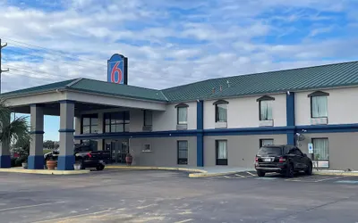 Motel 6 Canton, MS