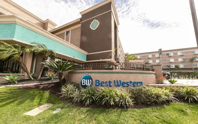 Best Western Inn & Suites San Diego – Zoo/SeaWorld Area