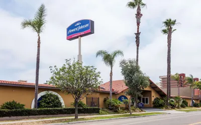 Howard Johnson by Wyndham National City/San Diego South