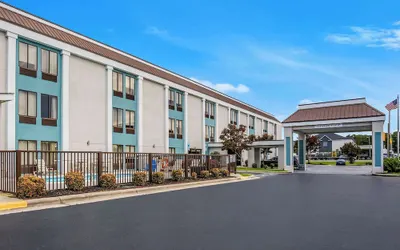 Quality Inn Jacksonville near Camp Lejeune