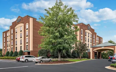 Four Points by Sheraton Greensboro Airport