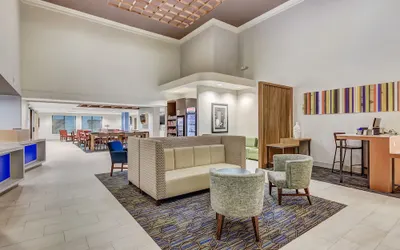 Holiday Inn Express & Suites Greenville Airport, an IHG Hotel