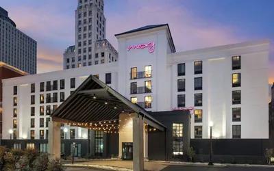 MOXY Memphis Downtown