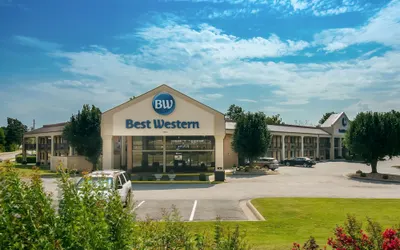 Best Western Windsor Suites