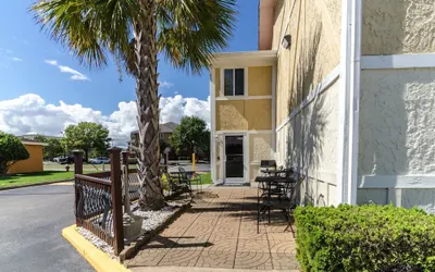 Rodeway Inn & Suites Jacksonville near Camp Lejeune