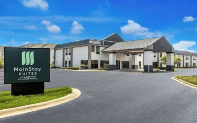 MainStay Suites Bourbonnais - Kankakee