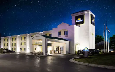 Days Inn by Wyndham Blue Springs