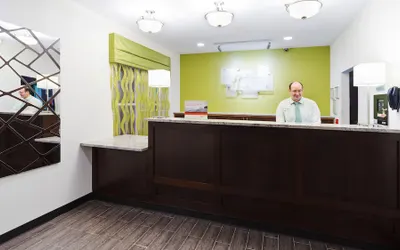 Holiday Inn Express & Suites Wyomissing, an IHG Hotel