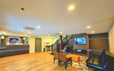 Radiant Inn & Suites