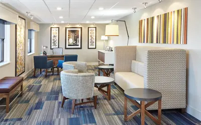 Holiday Inn Express Sheboygan-Kohler by IHG