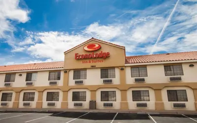 Econo Lodge Inn & Suites El Paso West