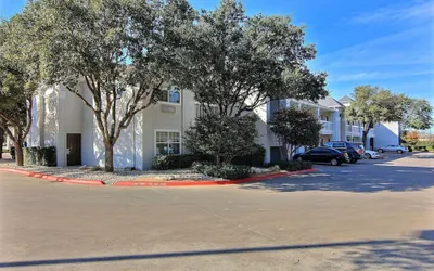 Studio 6 Austin, TX - Midtown