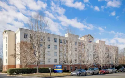 Comfort Suites near Birkdale Village- Huntersville