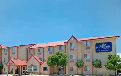 Microtel Inn & Suites by Wyndham Albuquerque West