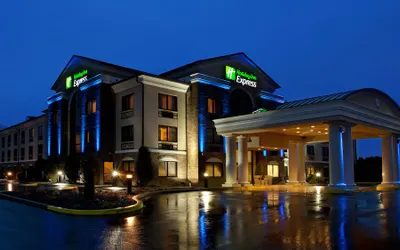 Holiday Inn Express Grove City, an IHG Hotel