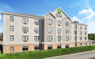 Holiday Inn Express & Suites Byron, an IHG Hotel